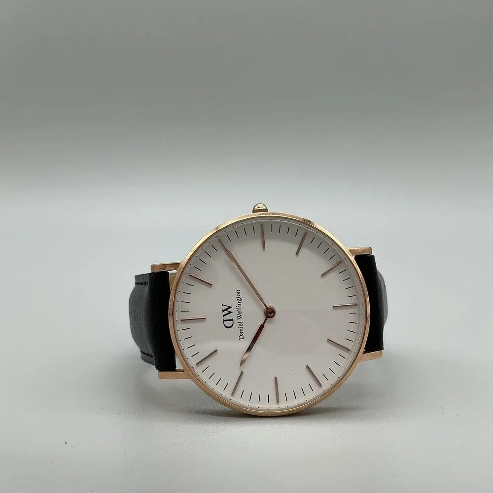 Daniel Wellington see photos